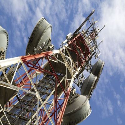 60m 4-Legged Self-Supporting Steel Lattice Tower for Telecom Antenna Communication Mast