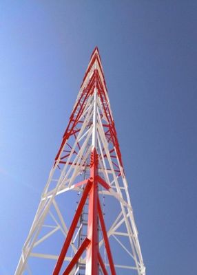 5km 10km 20km Wifi Transmitter And Receiver Tháp thép góc lưới hỗ trợ không dây vi sóng