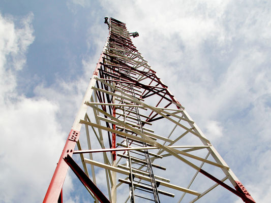 Cao độ phân giải Radio Telecom Tam giác 3 chân Tháp thép ống 40M / S