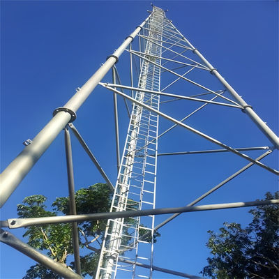 Tam giác Telecom ống tự hỗ trợ ăng-ten Mast HDG 3 chân thép lưới tháp