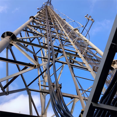 Tam giác Telecom ống tự hỗ trợ ăng-ten Mast HDG 3 chân thép lưới tháp