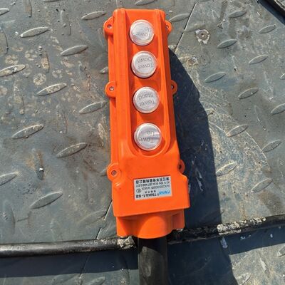 Đèn thép kẽm kính thiên văn + Truyền thông 15 20 25M 5G 4G Wifi Tháp khẩn cấp di động