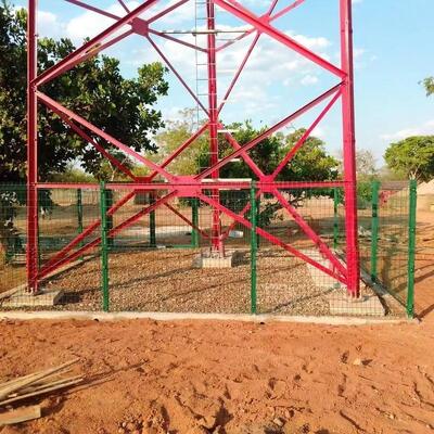 11 17 23 29M Nhiệm vụ nhẹ 3 chân Thép góc mạ kẽm ngoài trời 5G 4G Vệ tinh Tháp ăng-ten viễn thông tải thấp