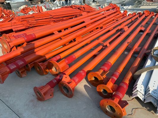 Tháp thép ống 3 chân chống chịu thời tiết cao 35M được thiết kế cho các lắp đặt viễn thông, vi sóng, quan sát và giám sát