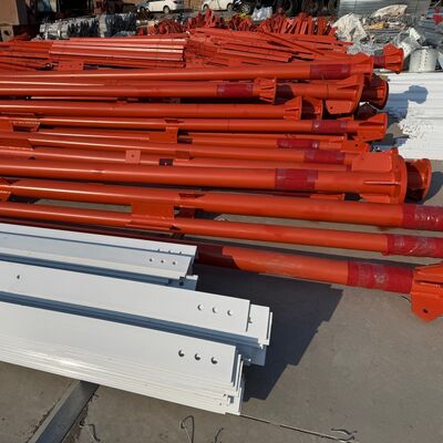 Tháp thép hình ống 3 chân khổ lớn với lớp hoàn thiện mạ kẽm nhúng nóng để tăng cường khả năng chống ăn mòn ngoài trời