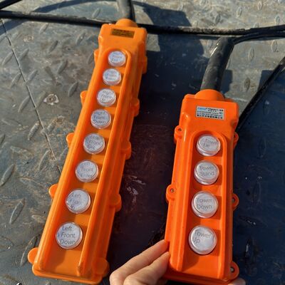 Tháp cột thép kính thiên văn di động 12m - 25m cho Trạm gốc di động và Giám sát sự kiện tạm thời với Hệ thống nâng điện và Đế triển khai nhanh